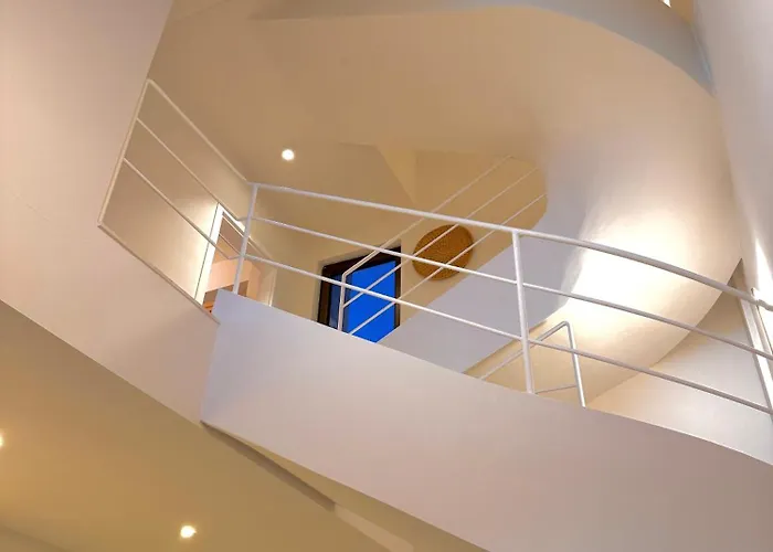 Ion Indoor Heated Pool, Sauna, Jacuzzi, Underfloor Heating System פאטהיה