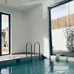 Ion Indoor Heated Pool, Sauna, Jacuzzi, Underfloor Heating System *